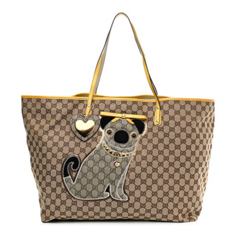 gucci guccioli pug oliver bag|GUCCI GG Supreme Monogram Oliver Pug Dog Tote Bag Yellow .